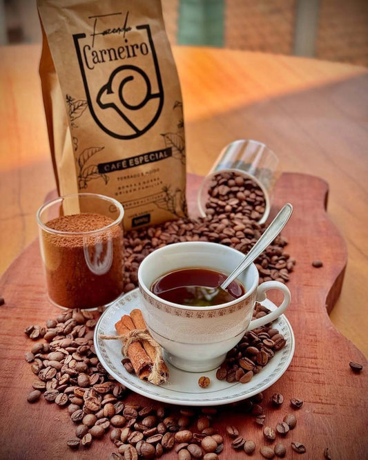 Café Especial Fazenda Carneiro 250g Sul de Minas 84 pontos Farm Coffee